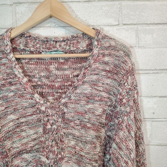 Maurice's v-neck sweater - Picture 9 of 13